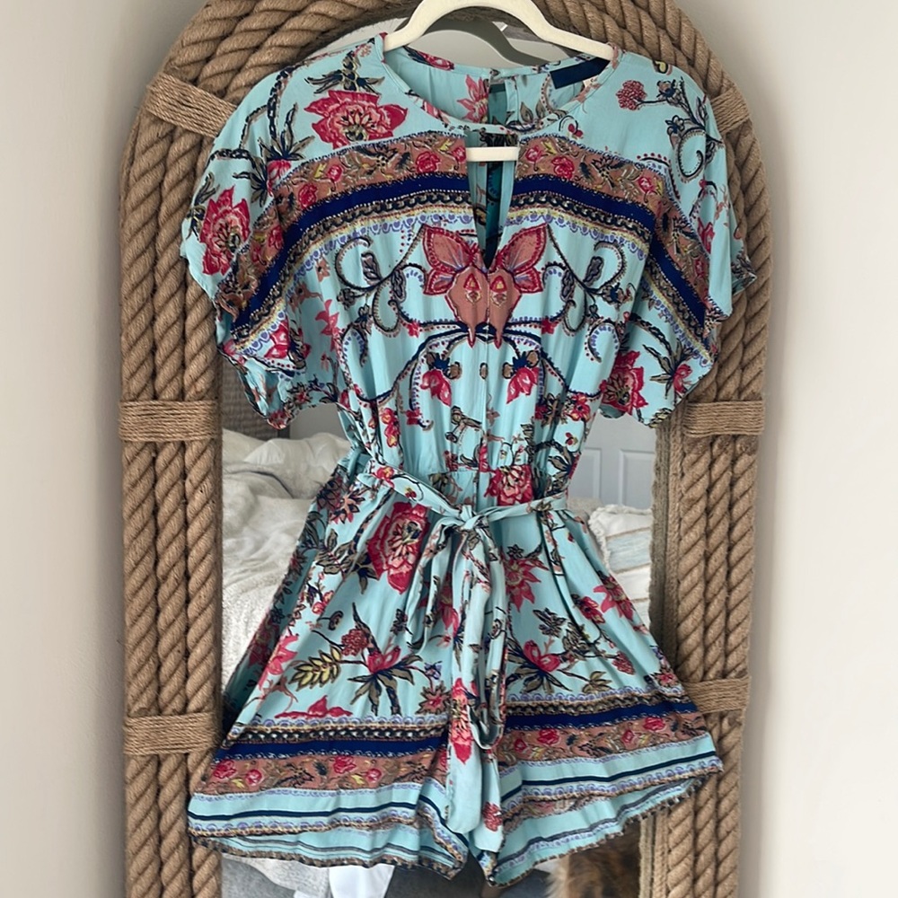 Printed Romper - Picture 2 of 7